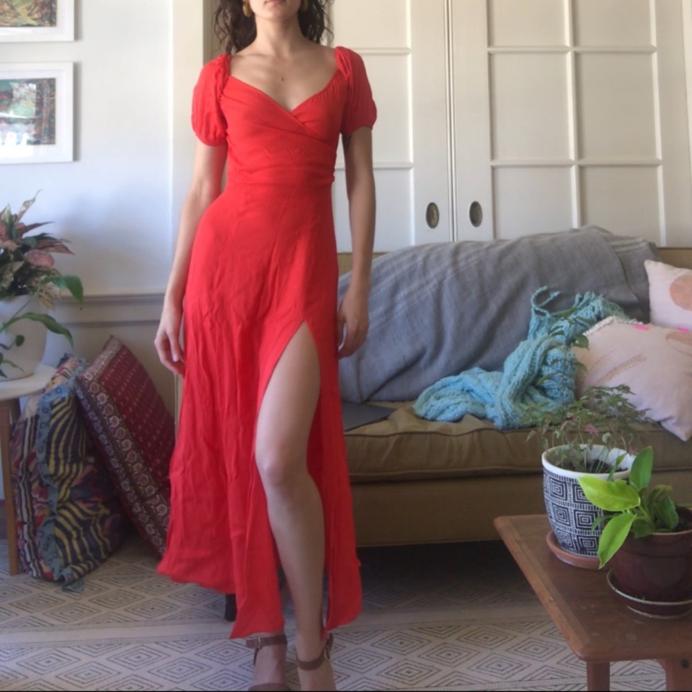 NWT XS Reformation Pearl Dress in Hot Day